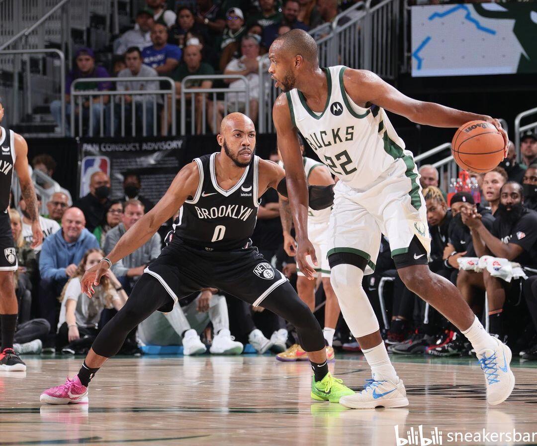 先控后击 先控后击