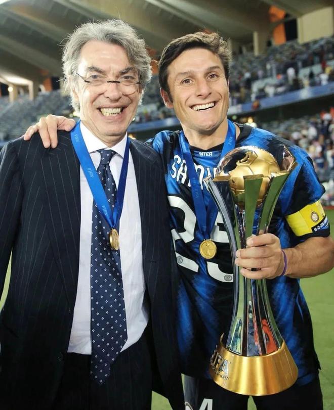 门前把握仍 门前把握仍